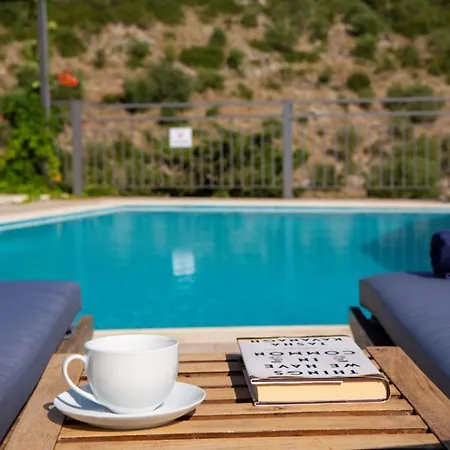 Peaceful With Stunning Sea Views *
