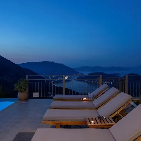 Peaceful With Stunning Sea Views Villa Fternó