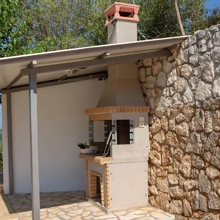Peaceful With Stunning Sea Views Villa