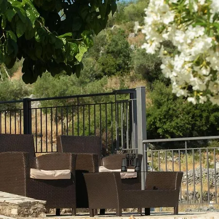 Peaceful With Stunning Sea Views *